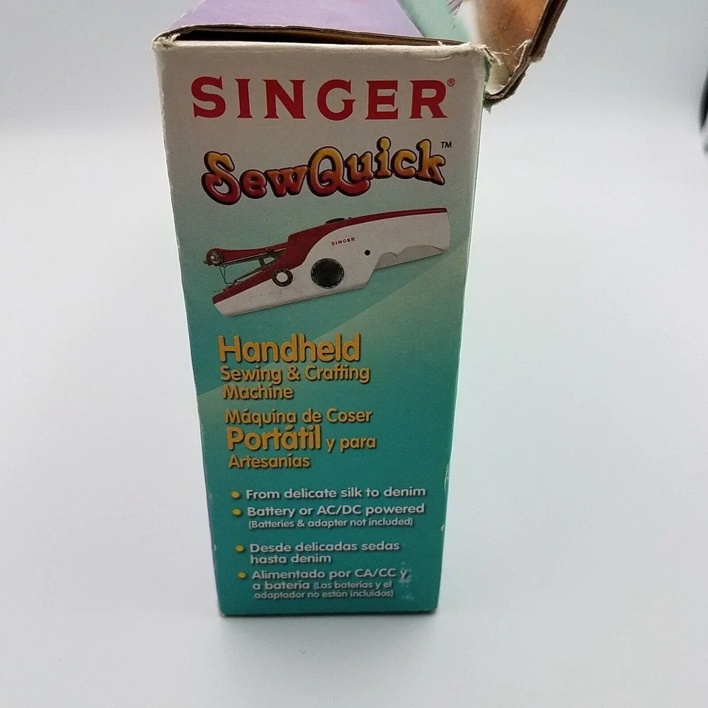 SINGER SEW QUICK HANDHELD SEWING & CRAFTING MACHINE COMPACT Cordless‎ Battery